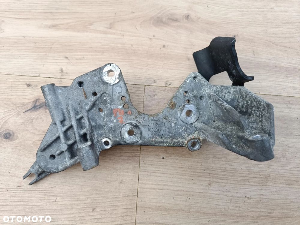 AUDI CAR CARA 3.0 TDI UCHWYT ŁAPA WSPORNIK POMPY WTRYSKOWEJ 059130147N - 1