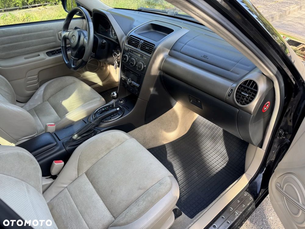 Lexus IS 200 Prestige - 13