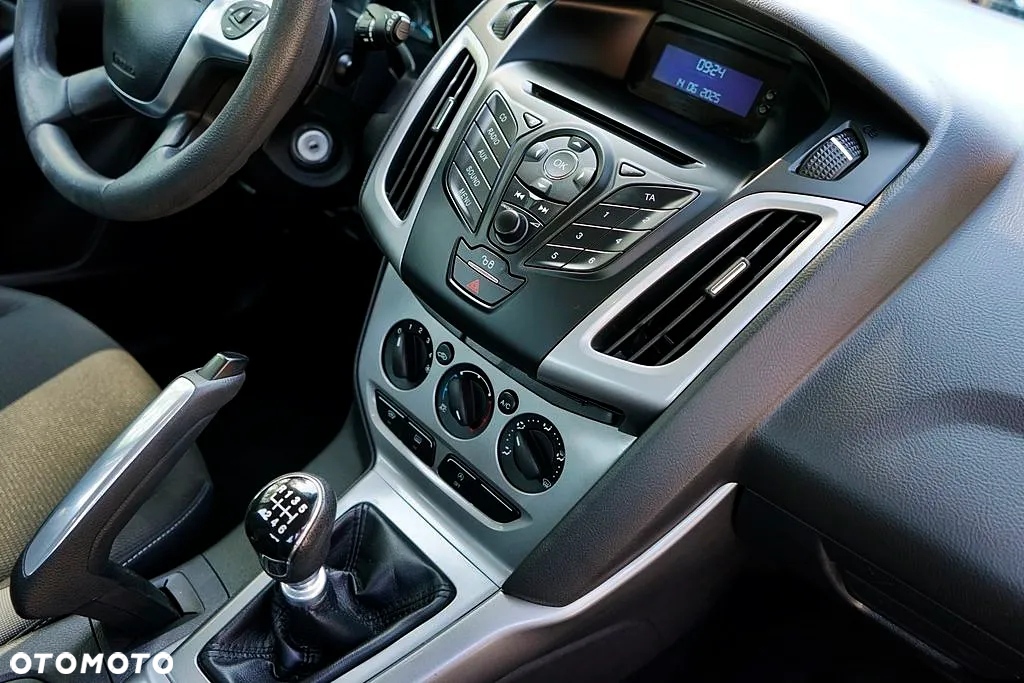 Ford Focus - 26