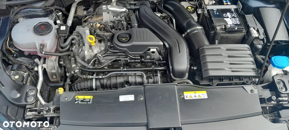 Volkswagen T-Roc 1.5 TSI Life - 35