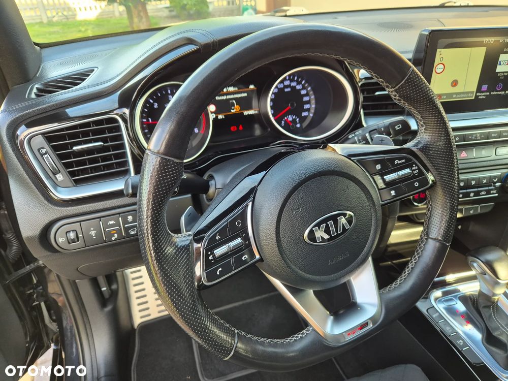 Kia ProCeed 1.6 CRDi GT Line DCT - 26