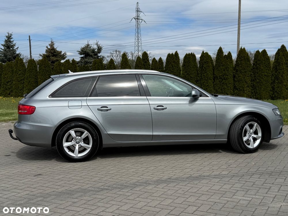 Audi A4 Avant - 16