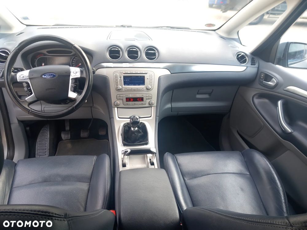 Ford S-Max 2.2 TDCi DPF Titanium - 15