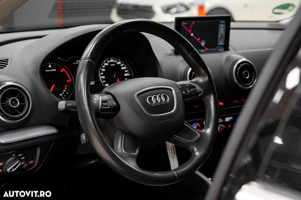 Audi A3 1.6 TDI Sportback (clean diesel) S tronic Ambition - 23