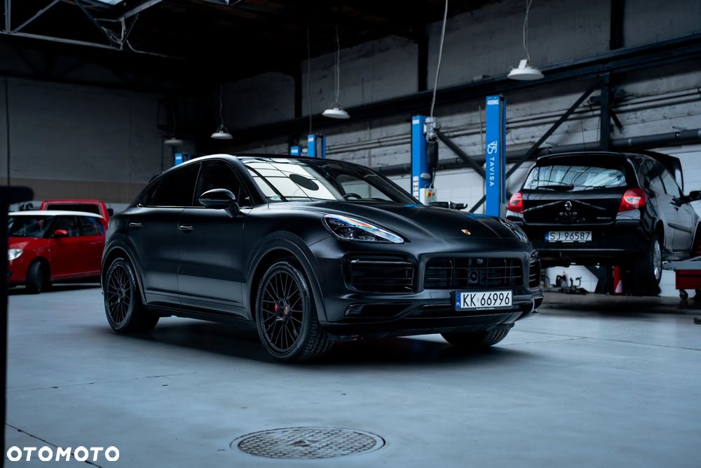 Porsche Cayenne GTS Tiptronic S - 2