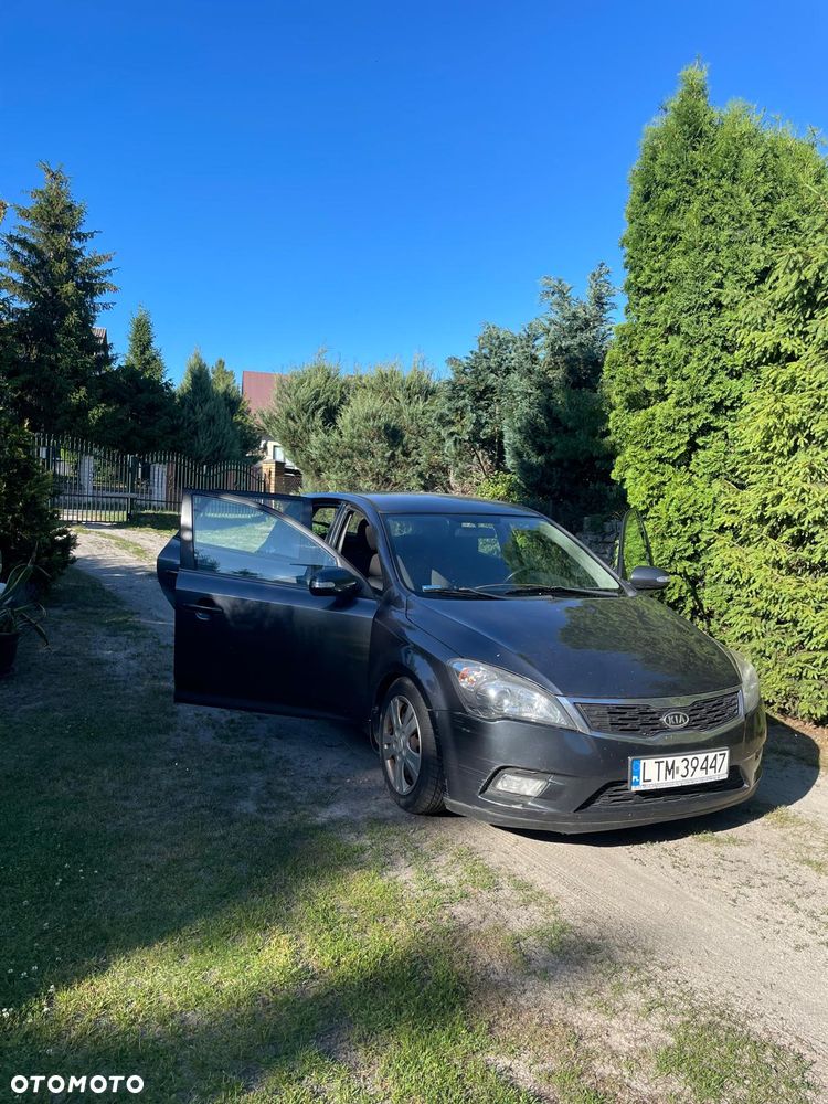 Kia Ceed 1.6 Crdi Comfort - 1
