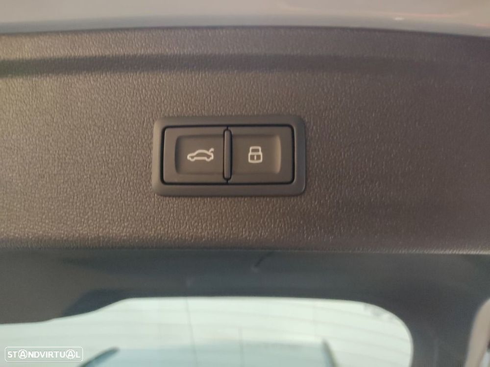 Audi A3 Sportback 35 TDI S tronic - 16