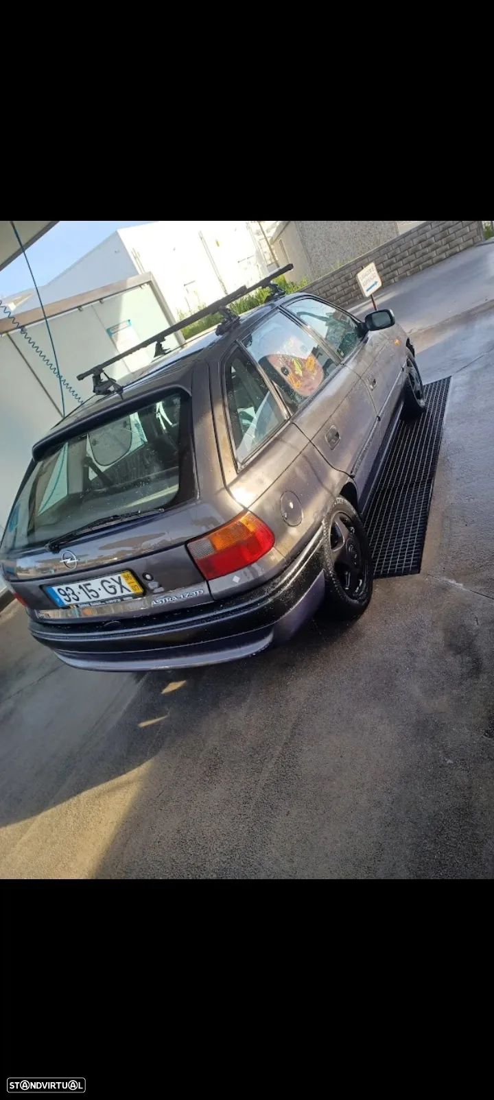 Opel Astra 1.7 TD GT - 1