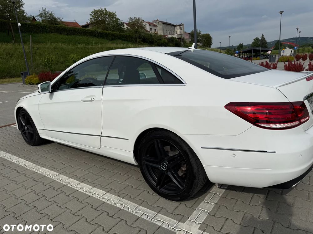 Mercedes-Benz Klasa E 220 CDI 7G-TRONIC - 9