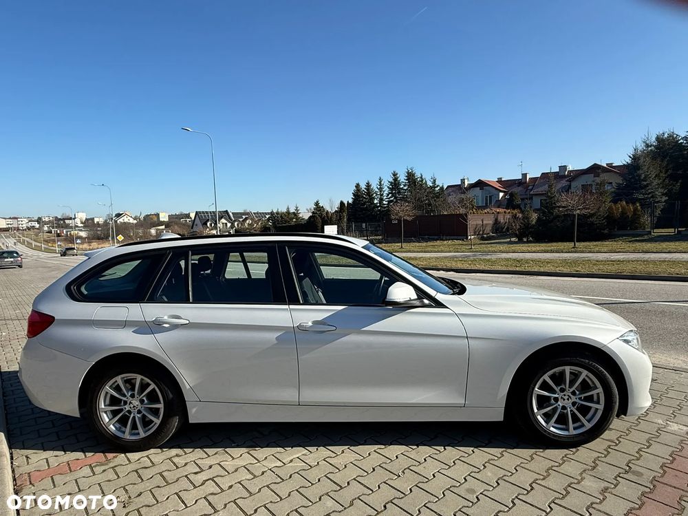 BMW Seria 3 318d M Sport Shadow - 14