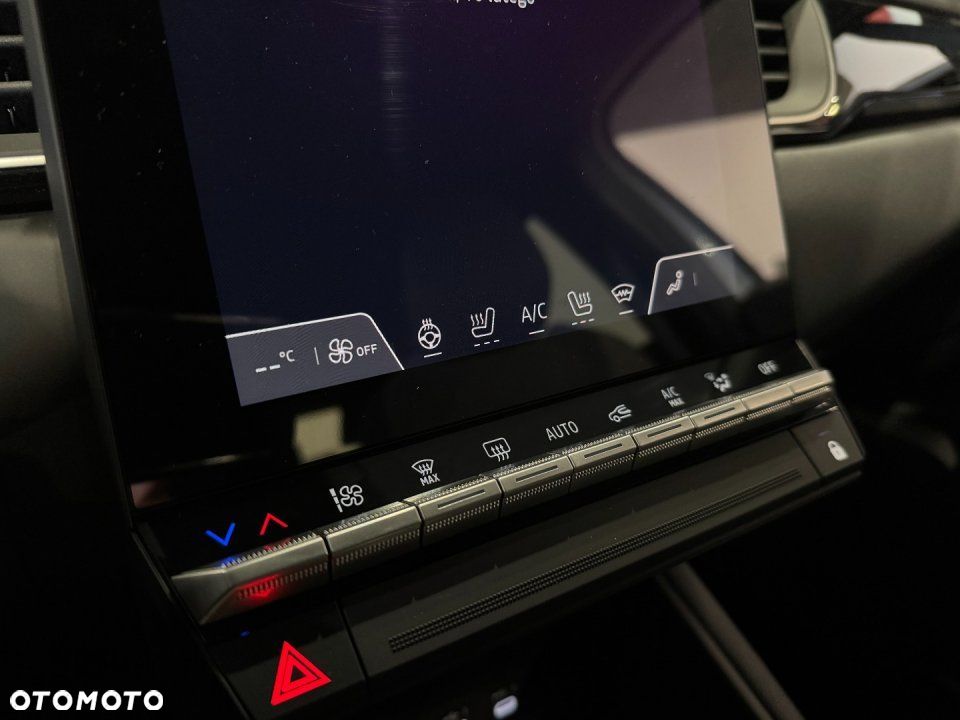 Mitsubishi ASX - 13