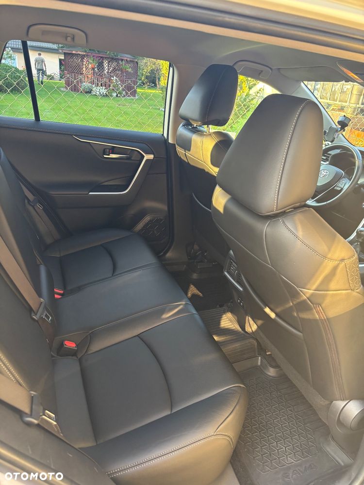 Toyota RAV4 2.0 Comfort 4x4 - 23