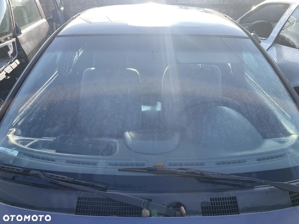 DRZWI KLAPA SZYBA ZDERZAK LAMPA I INNE MITSUBISHI CARISMA T46 - 4