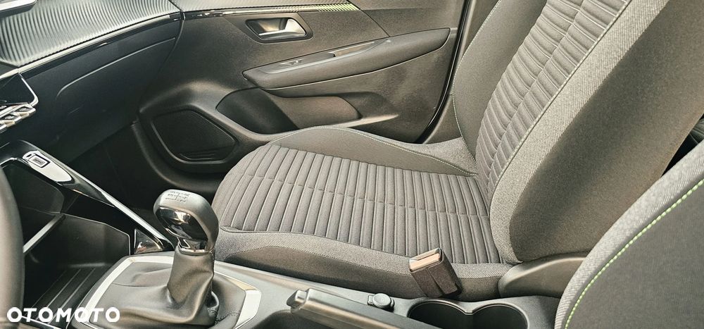 Peugeot 208 1.2 PureTech Active S&S - 17