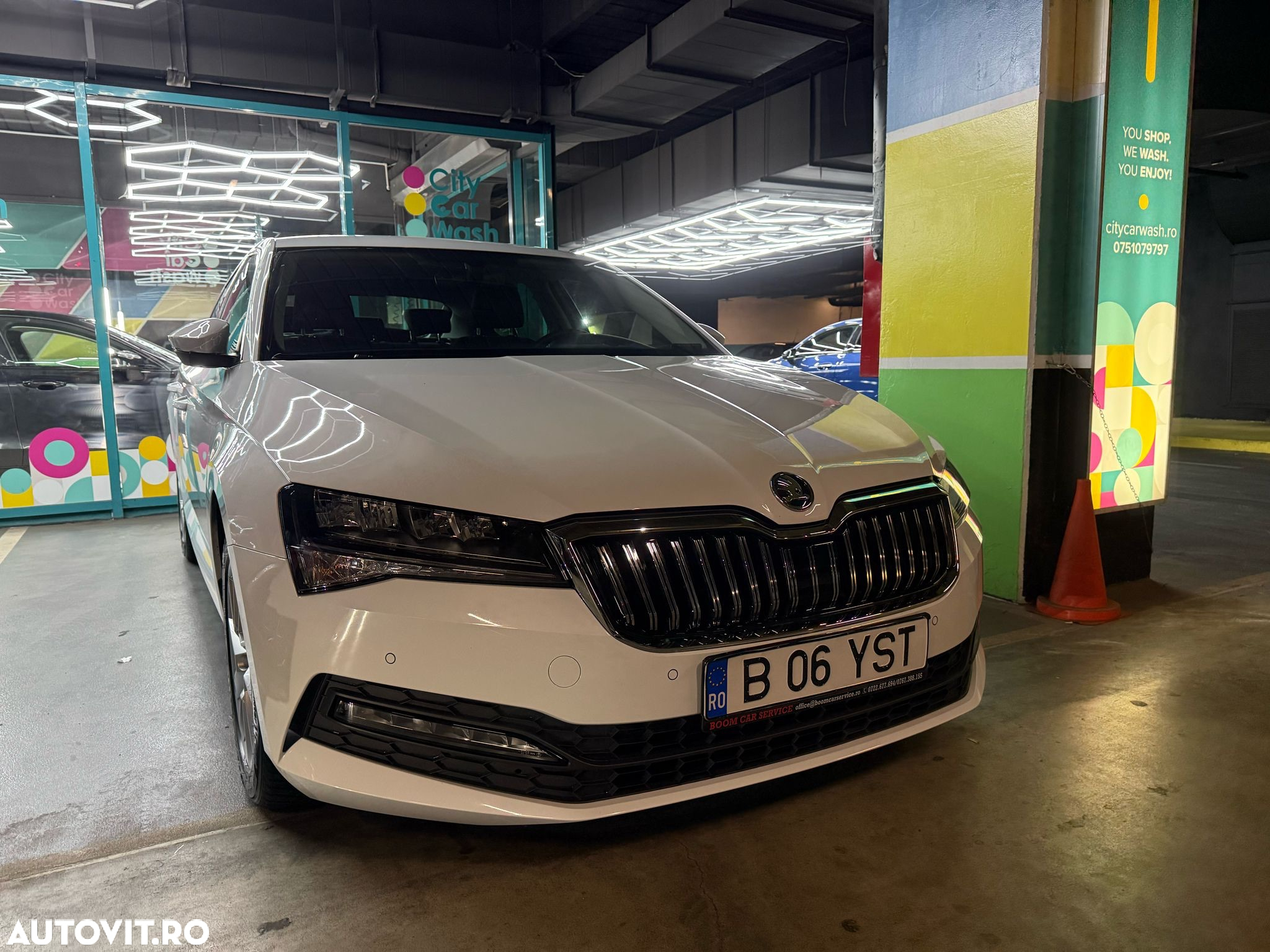 Skoda Superb 2.0 TDI DSG Ambition - 3
