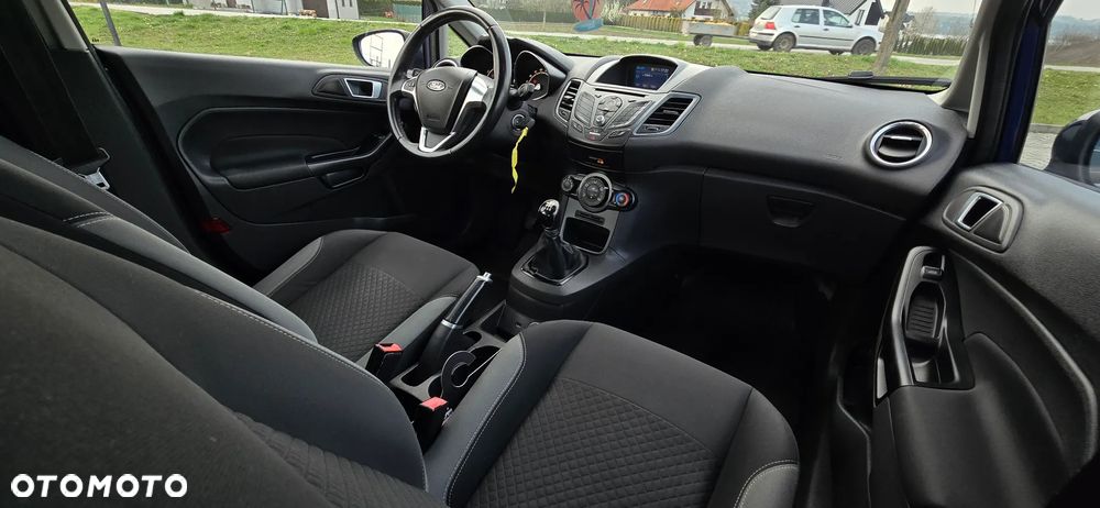 Ford Fiesta 1.0 EcoBoost S&S ST-LINE - 26