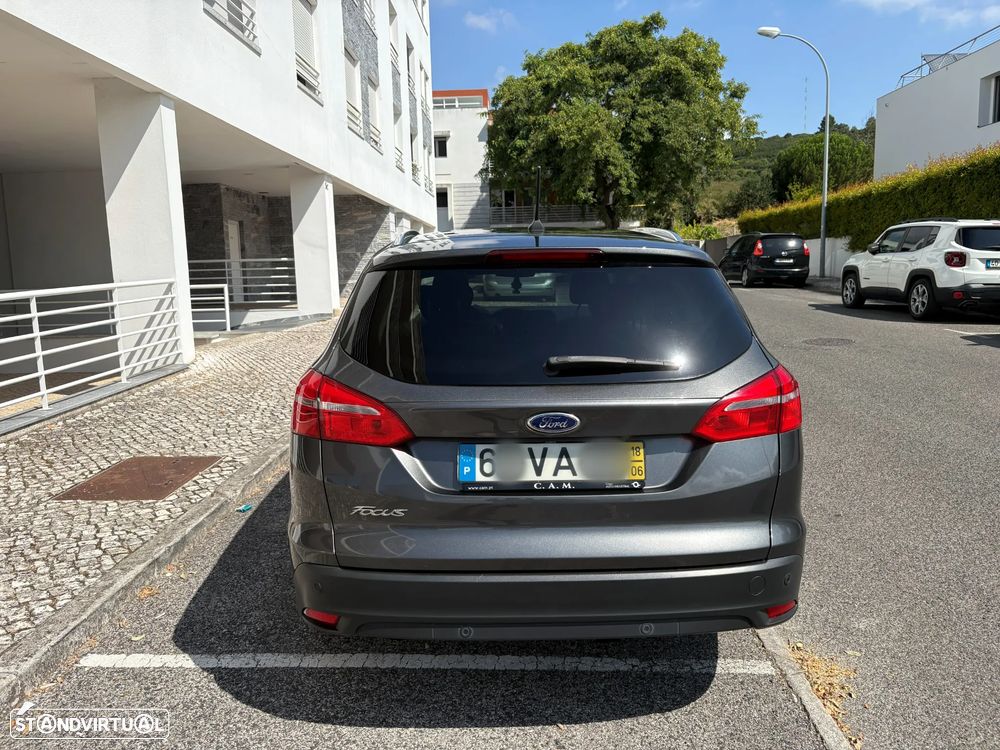 Ford Focus SW 1.5 TDCi Titanium - 10