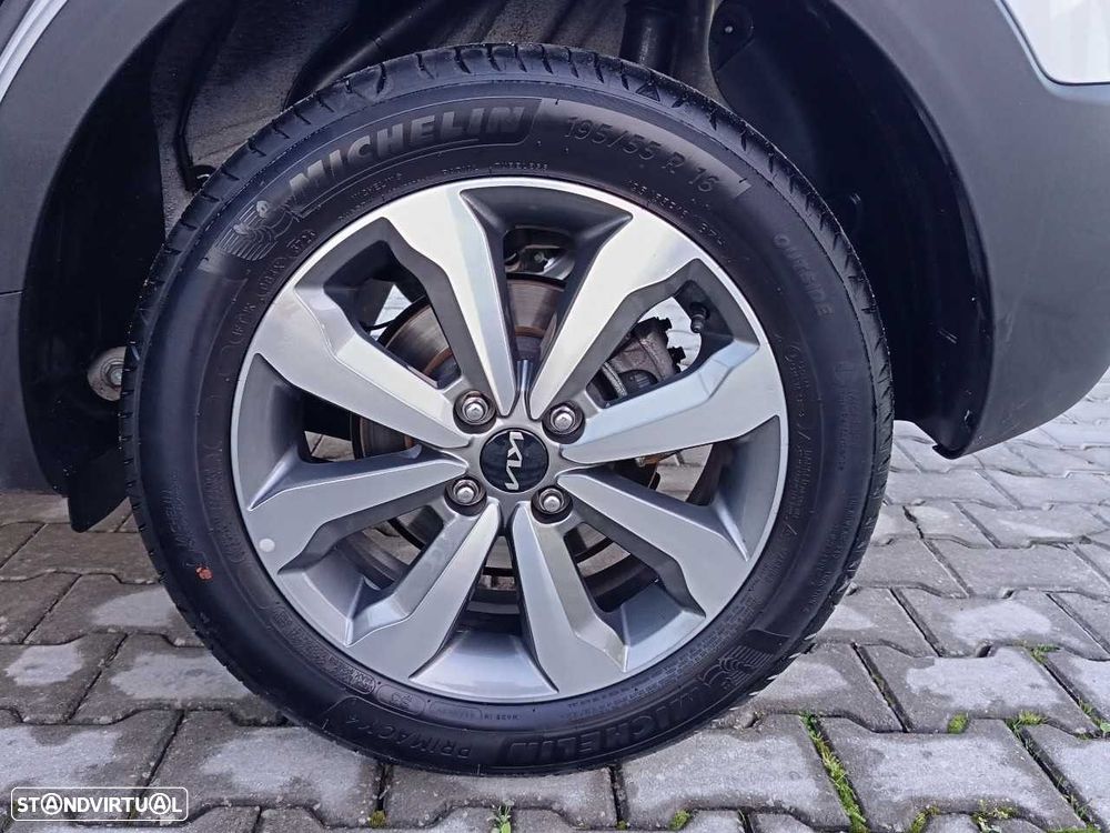 Kia Stonic 1.2 Dynamic - 12