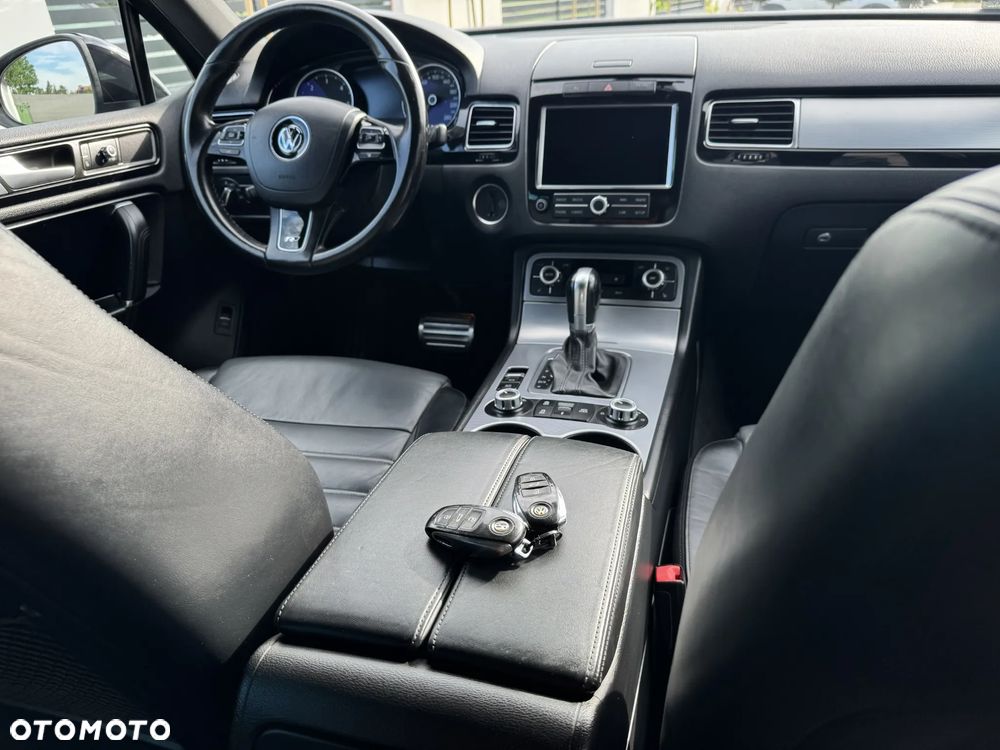 Volkswagen Touareg 3.0 V6 TDI BMT Perfectline R-Style - 20