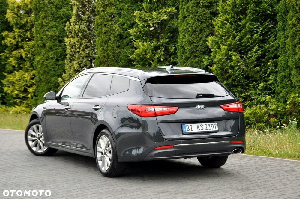 Kia Optima - 14