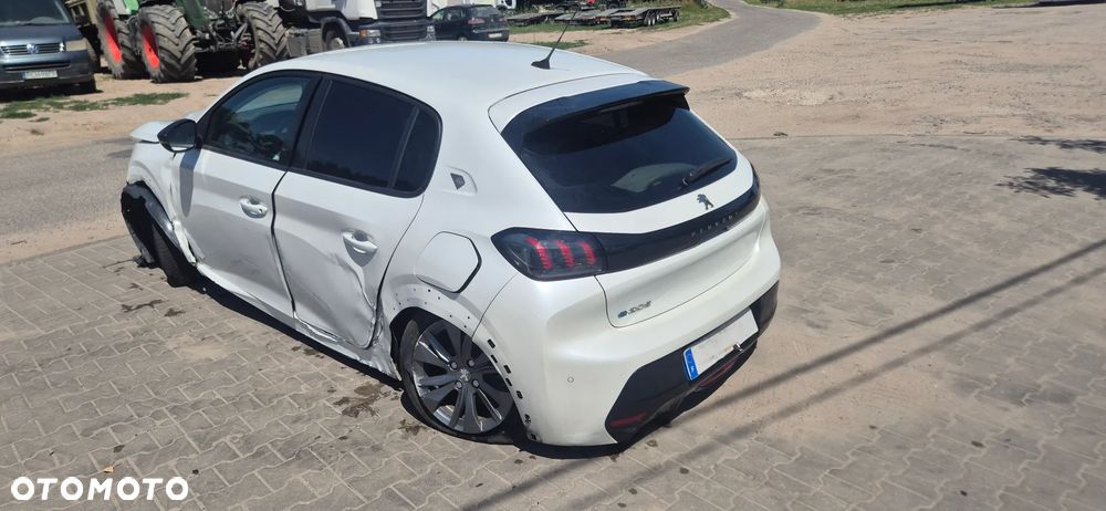 Peugeot 208 Allure Pack - 15