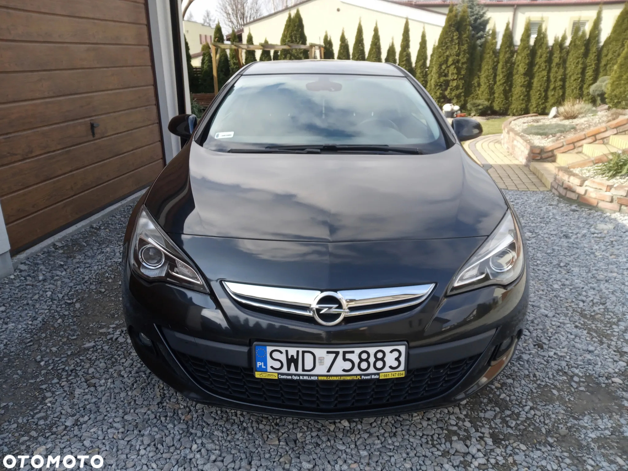 Opel Astra GTC 1.4 Turbo - 2
