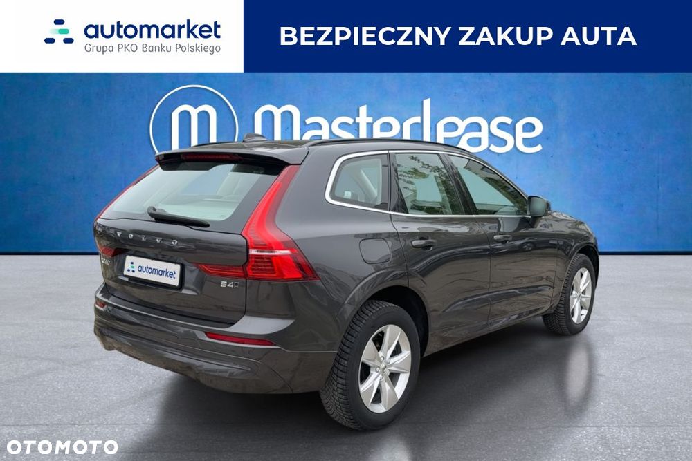 Volvo XC 60 B4 D Plus Dark - 5
