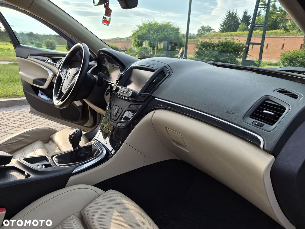 Opel Insignia 2.0 CDTI 4x4 Exclusive S&S - 21