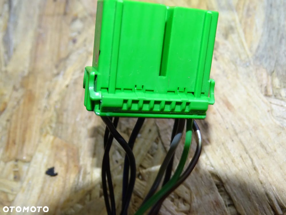 LUSTERKO LEWE VOLVO V70, S80 LIFT EUROPA 8-PIN - 5