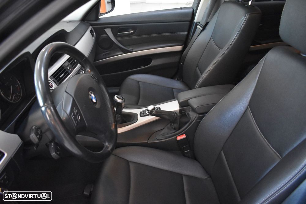 BMW 318 - 22