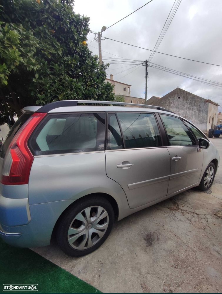 Citroën C4 Grand Picasso 1.6 HDi FAP 7L ESG6 Exclusive - 4