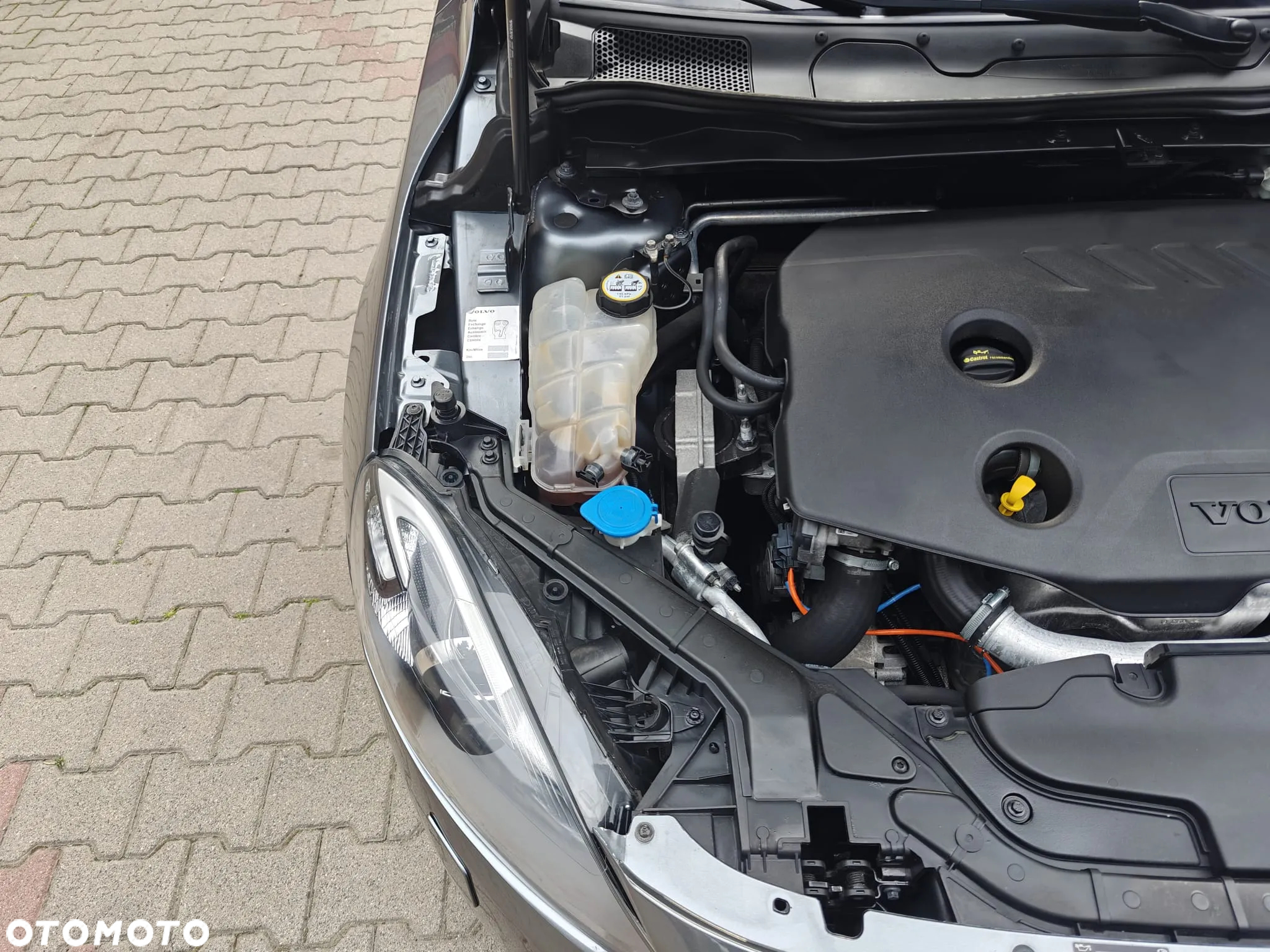 Volvo V40 - 20