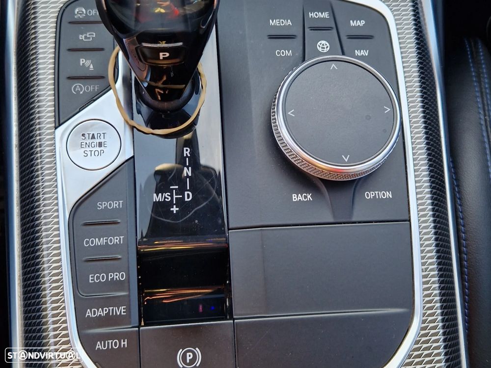 BMW 330 i Pack M Auto - 30