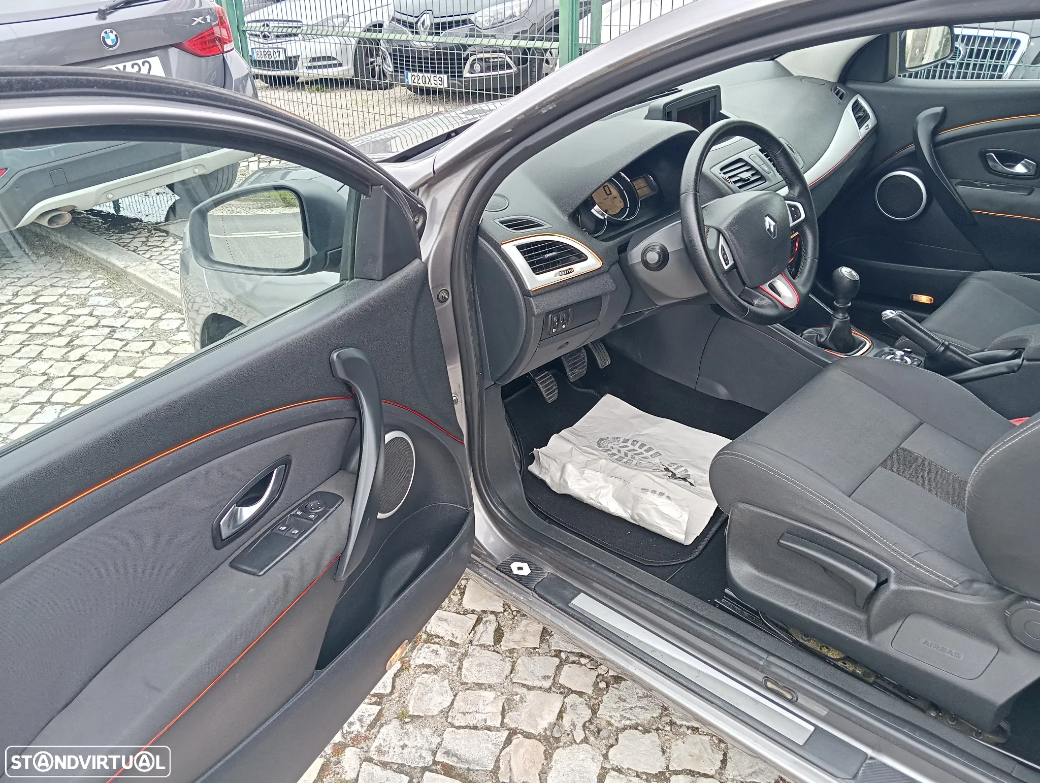Renault Mégane Coupe 1.5 dCi Dynamique - 6