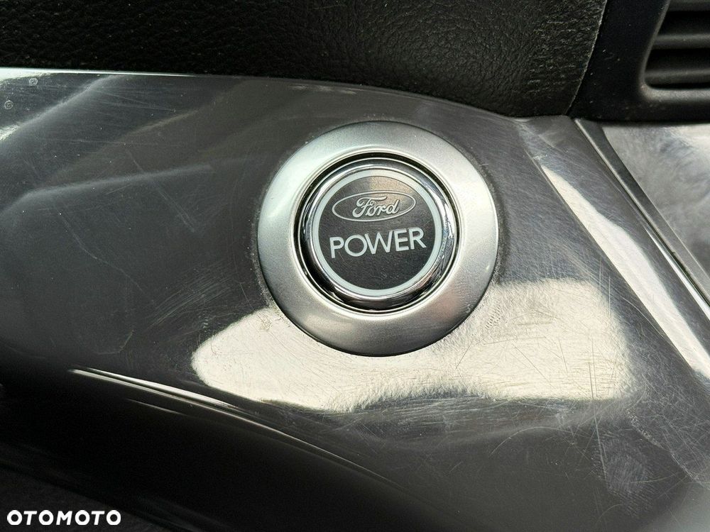 Ford Kuga 2.0 TDCi 4WD Titanium - 17