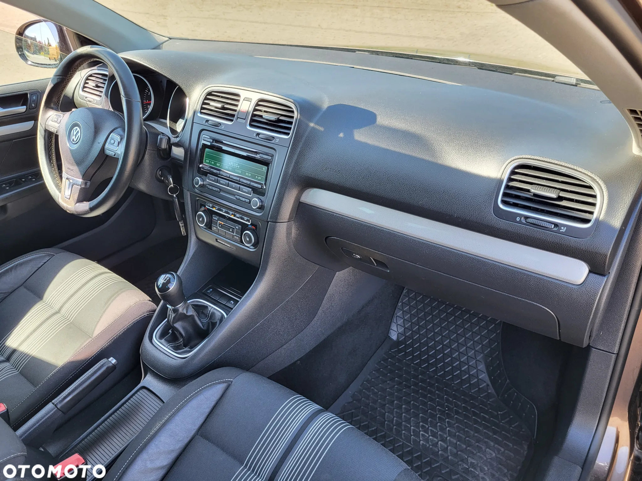 Volkswagen Golf VII 1.2 TSI BMT Trendline - 12
