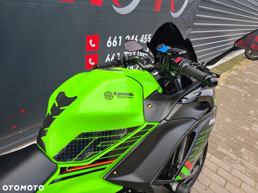 Kawasaki Ninja - 22