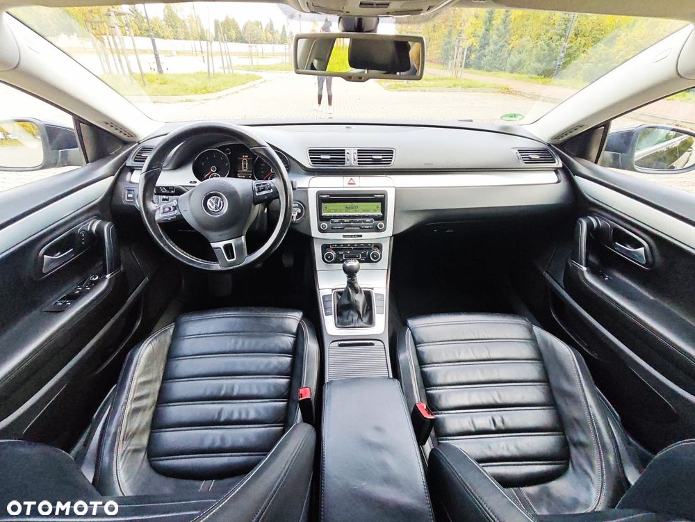 Volkswagen Passat 2009 photo 4