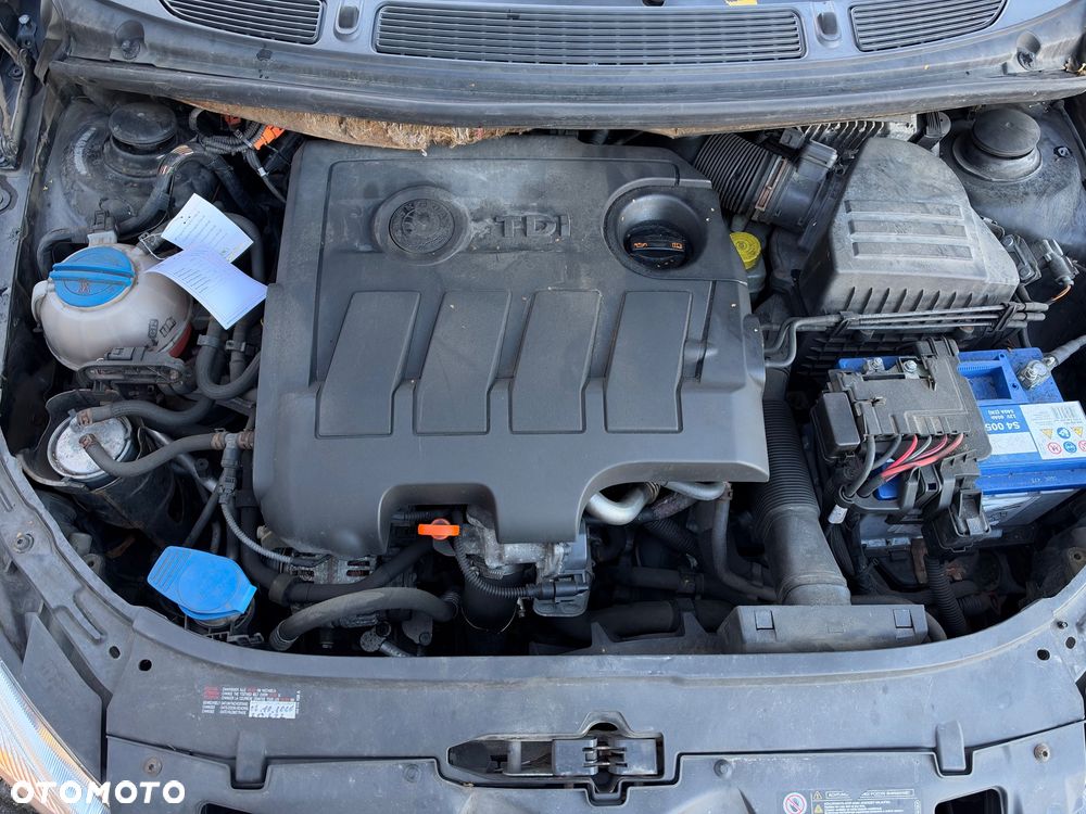 Skoda Roomster 1.6 TDI DPF Scout PLUS EDITION - 16