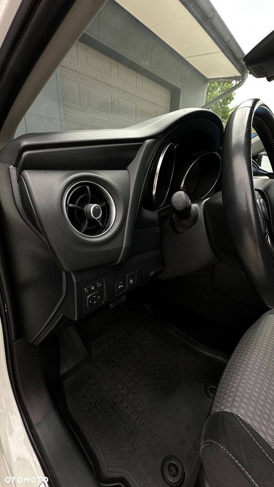 Toyota Auris - 8