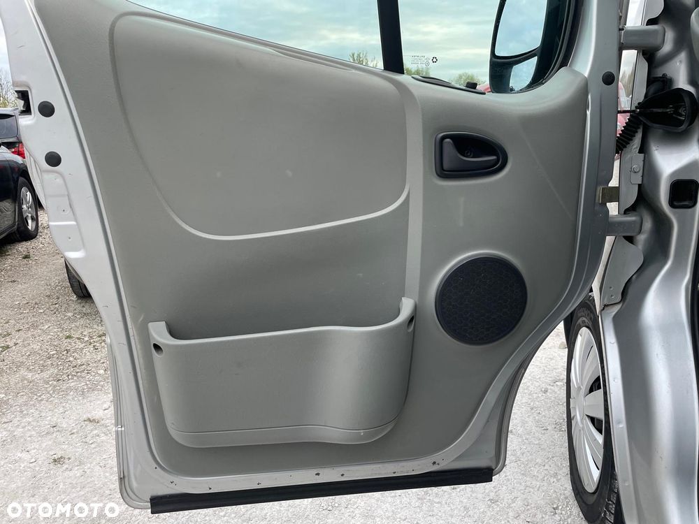 Renault Trafić - 9