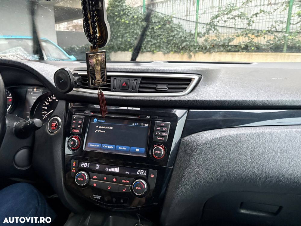 Nissan Qashqai 1.5 DCI N-Connecta - 6
