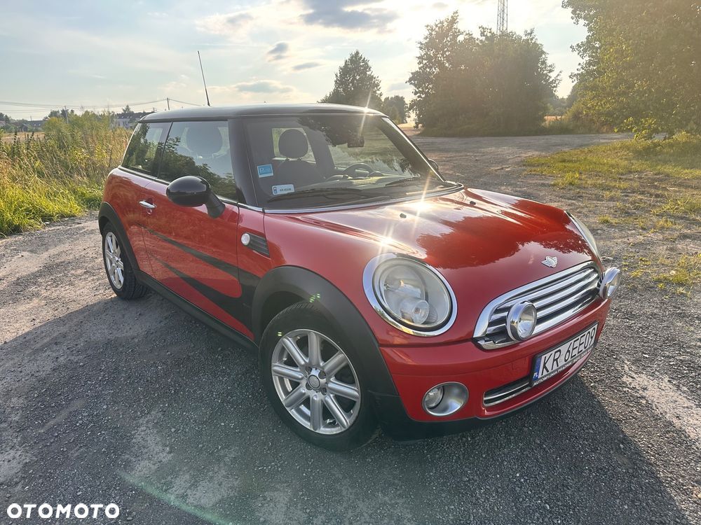 MINI Cooper Standard - 1