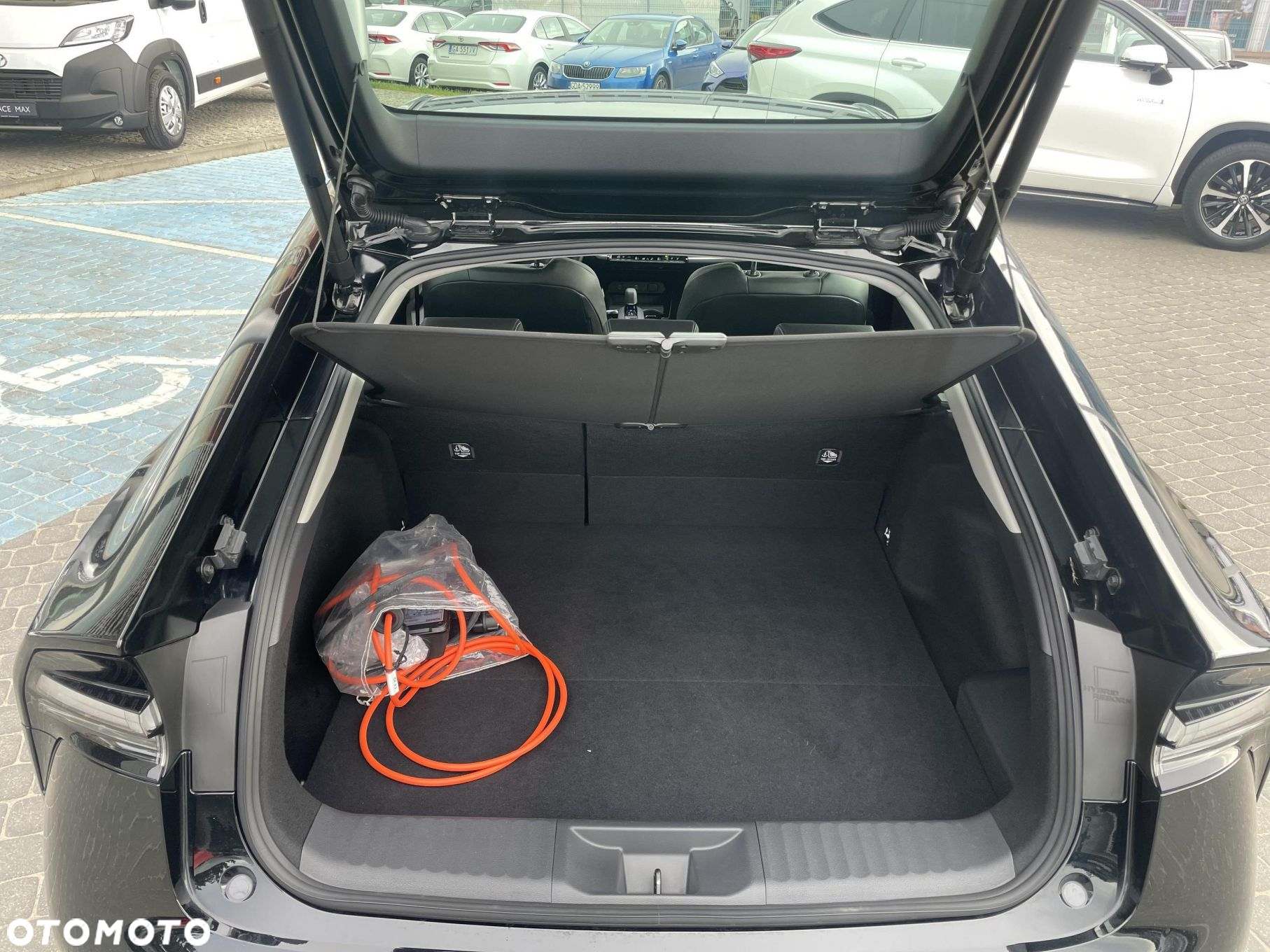 Toyota Prius - 14