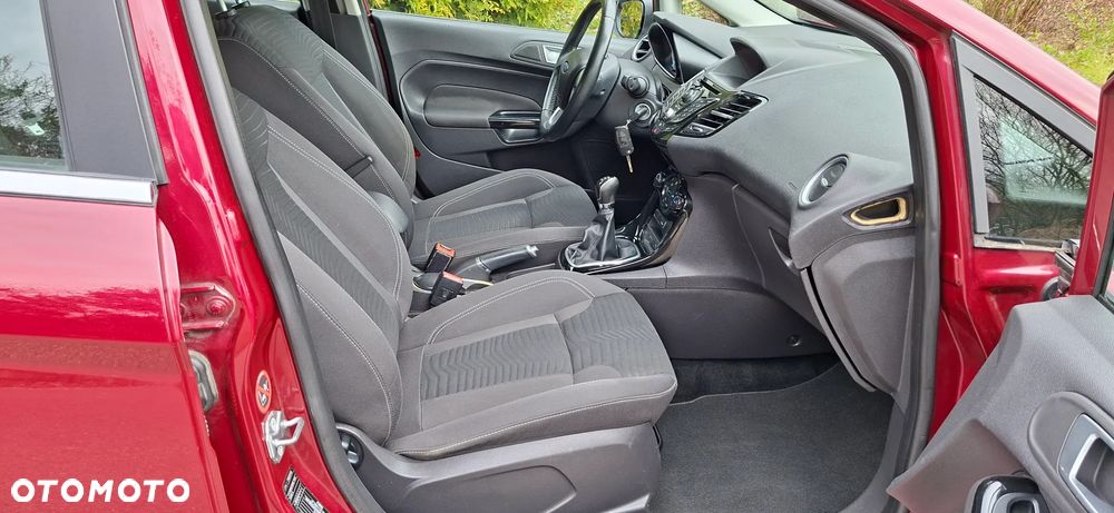 Ford Fiesta - 19