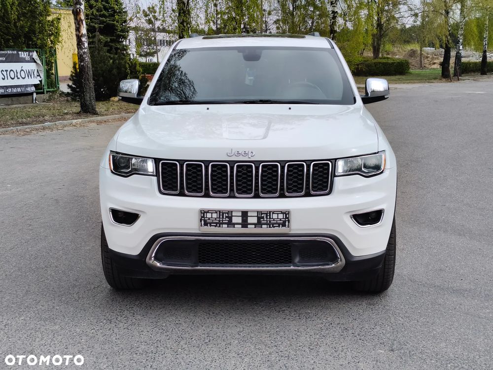 Jeep Grand Cherokee - 1