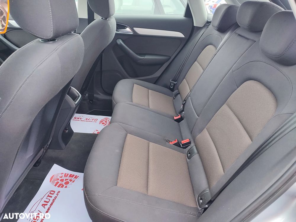 Audi Q3 2.0 TDI Sport - 6