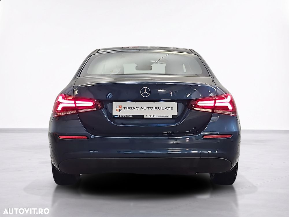 Mercedes-Benz A 180 - 4