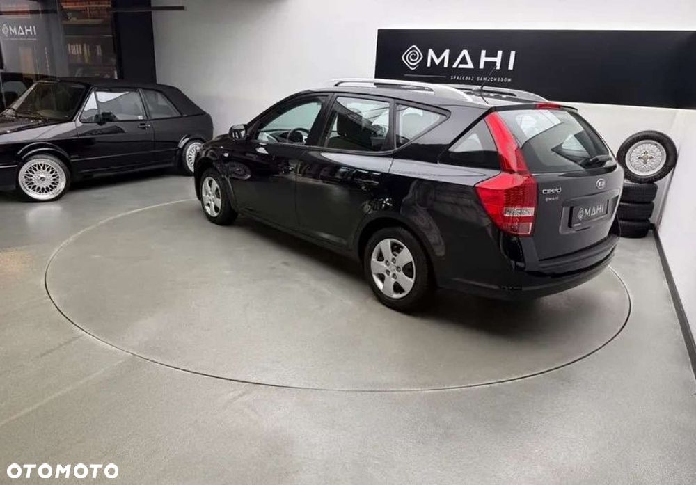 Kia Ceed 1.4 Comfort - 9