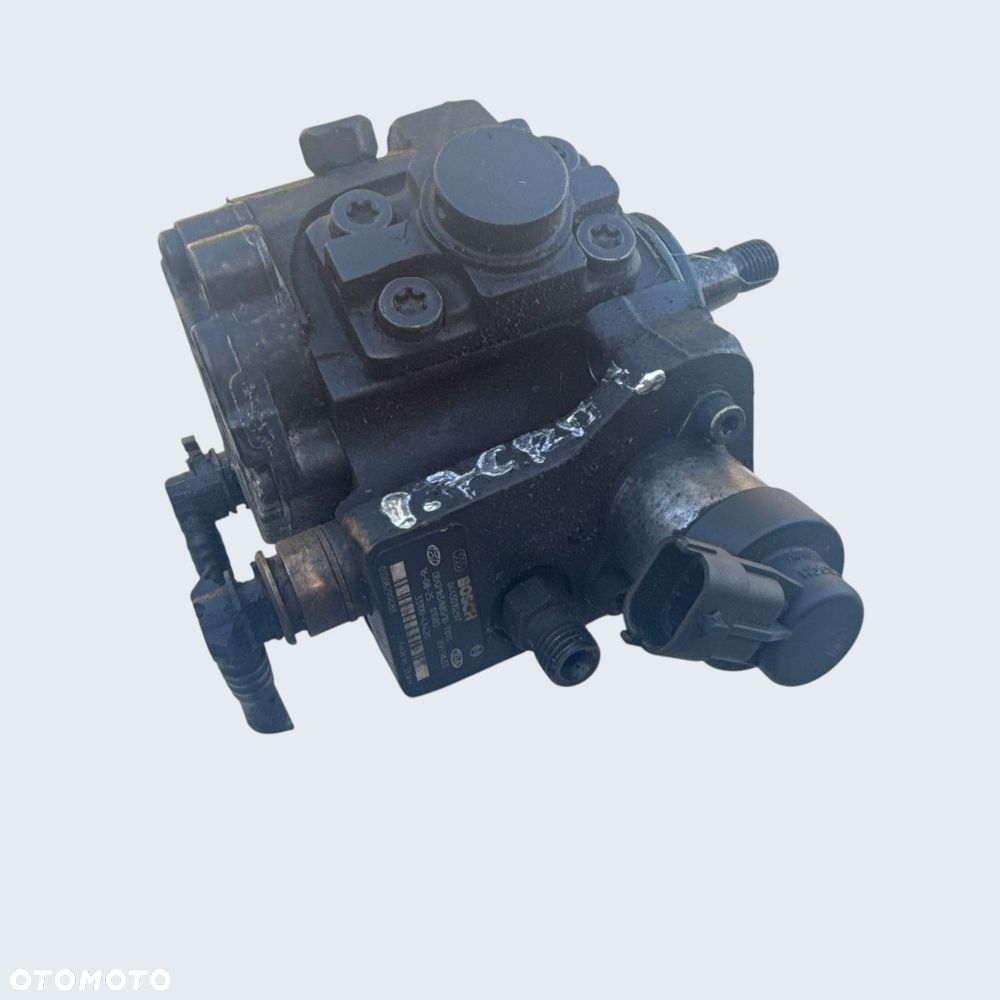 Pompa wtryskowa wysokiego ciśnienia 33100-2A420 Hyundai ix35 1.7 CRDi - 1